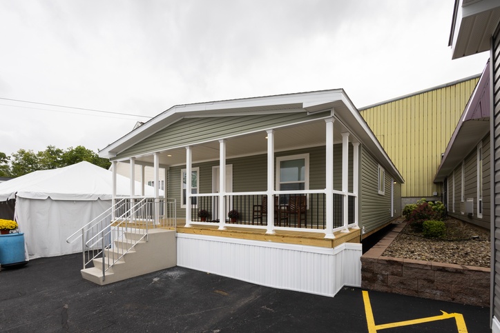 Elite 28523C | 3 bedroom, 2 bathroom, 1387 sqft home. Built by Cavco - Clarion in Shippenville, PA.