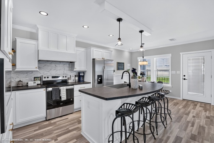Alexa 28522A | 2 bedroom, 2 bathroom, 1394 sqft home. A Reserve home by Cavco - Plant City in Plant City, FL.