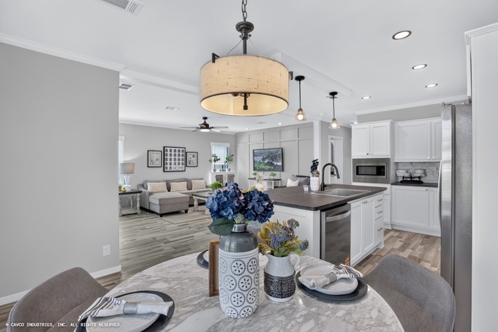 Alexa 28522A | 2 bedroom, 2 bathroom, 1394 sqft home. A Reserve home by Cavco - Plant City in Plant City, FL.