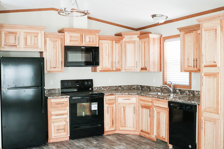 The Lakeside 16602AM | 2 bedroom, 1 bathroom, 920 sqft home | Built by Cavco - Montevideo in Montevideo, MN.