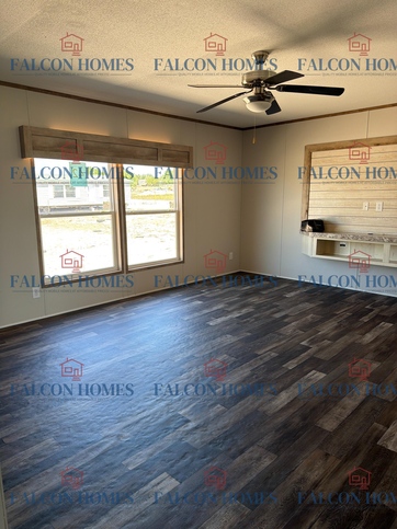 Fleetwood #42 2nd Living Room