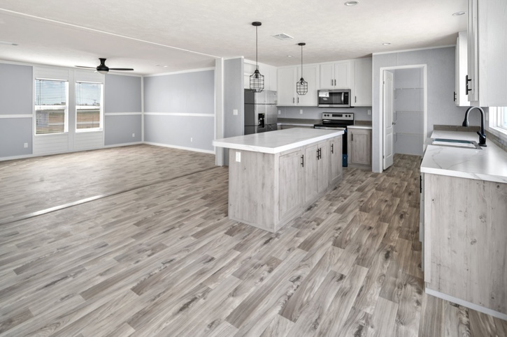 Valu Maxx Premier 32684F | 4 bedroom, 2 bathroom, 2085 sqft home | Built by Cavco - Seguin in Seguin, TX.