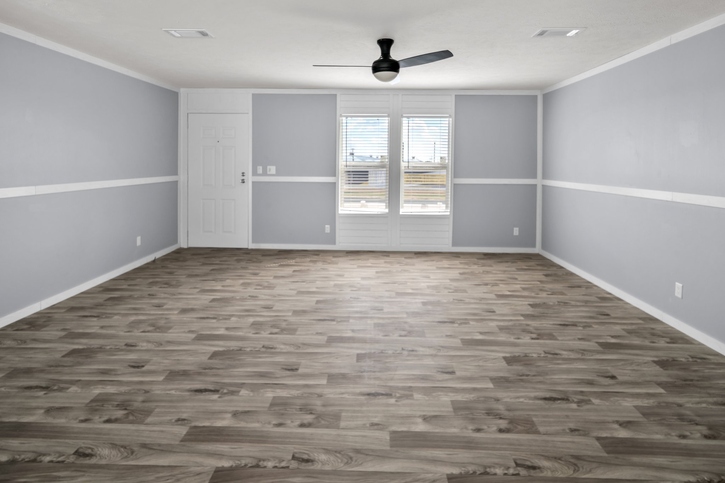 Valu Maxx Premier 32684F | 4 bedroom, 2 bathroom, 2085 sqft home | Built by Cavco - Seguin in Seguin, TX.