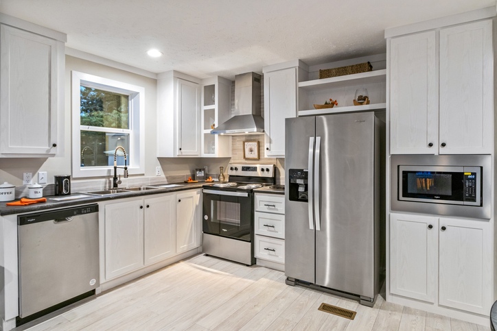 Urban 16462U | 2 bedroom, 1 bathroom, 713 sqft home | Built by Cavco - Lafayette in Lafayette, TN.