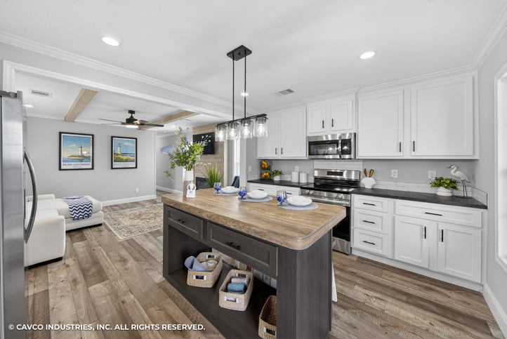 The Retreat 16642A | 2 bedroom, 1 bathroom, 992 sqft home | Built by Cavco - Moultrie in Moultrie, GA.