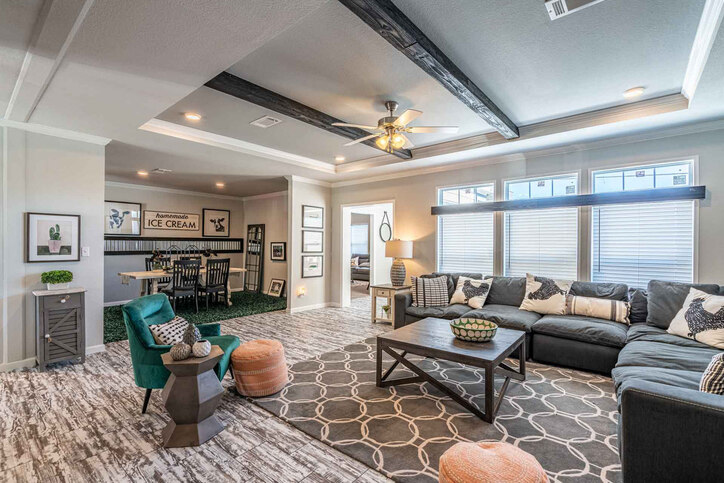 The Vintage Farmhouse II Flex FT47764A – 4 Bed / 3 Bath / 2 Living Areas – 2,674 Sq. Ft.