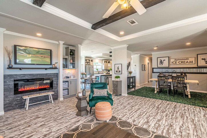 The Vintage Farmhouse II Flex FT47764A – 4 Bed / 3 Bath / 2 Living Areas – 2,674 Sq. Ft.