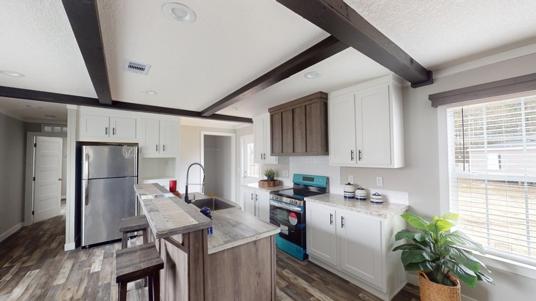 Swagger 16763A | 3 bedroom, 2 bathroom, 1178 sqft home | Built by Cavco - Moultrie in Moultrie, GA.