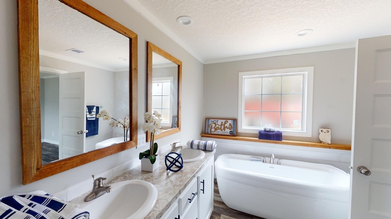 Swagger 16763A | 3 bedroom, 2 bathroom, 1178 sqft home | Built by Cavco - Moultrie in Moultrie, GA.