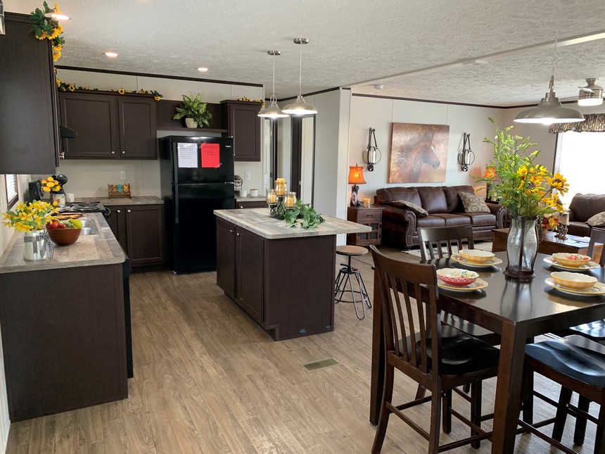 Beautiful kitchen in the Fairmont Manufactured Home Model #188001.