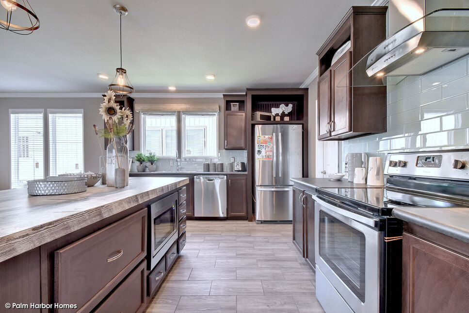 Urban Homestead III 28764D Manufactured Home from Palm Harbor Homes, a