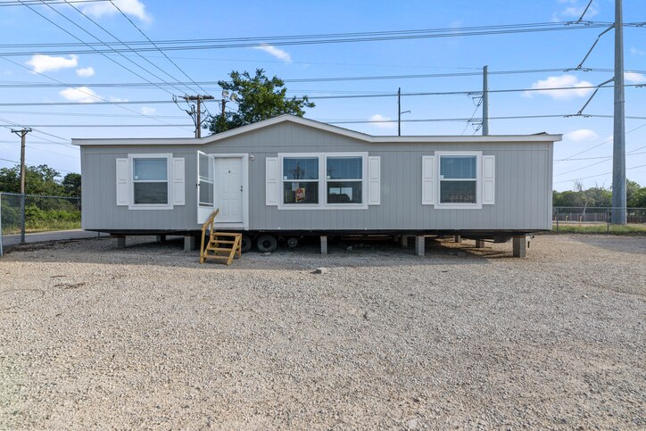 3 Bed Manufactured Home (Double-wide) for Sale - Valu Premier 32483G