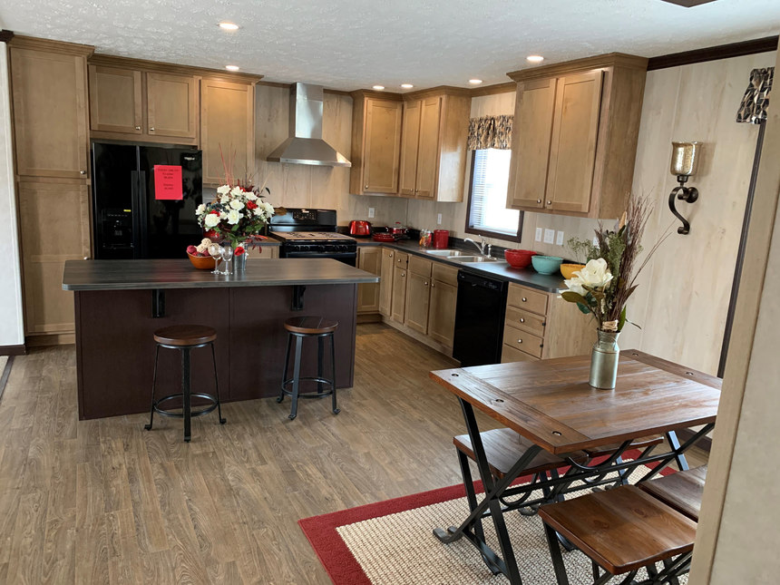 Fairmont Inspiration 186045 HUD manufactured home kitchen and dining area
