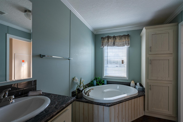 Bannister 28523C | 3 bedroom, 2 bathroom, 1387 sqft home | Built by Cavco - Moultrie in Moultrie, GA.