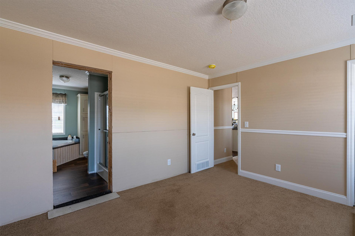 Bannister 28523C | 3 bedroom, 2 bathroom, 1387 sqft home | Built by Cavco - Moultrie in Moultrie, GA.