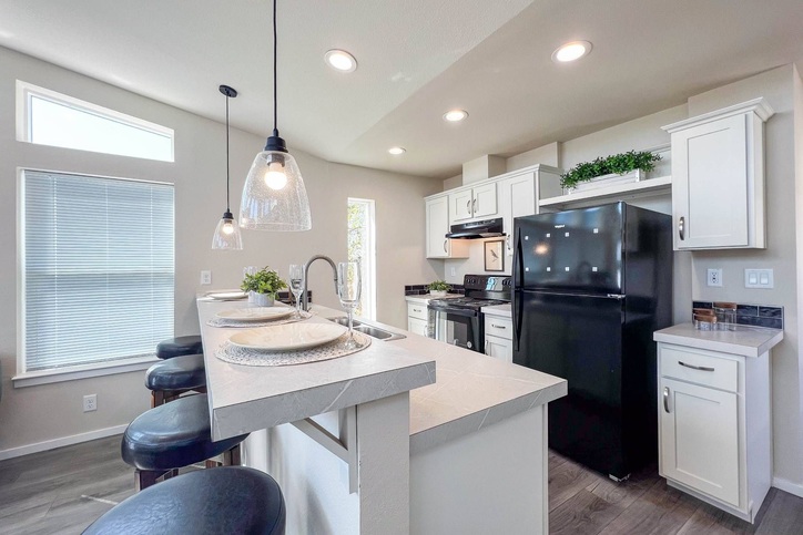 Cabana 15522C | 2 bedroom, 1 bathroom, 762 sqft home | Built by Cavco - Millersburg in Millersburg, OR.