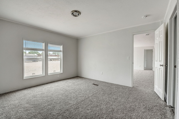 Emerald 28443A Manufactured Home from Solitaire Homes, Fort Worth, TX