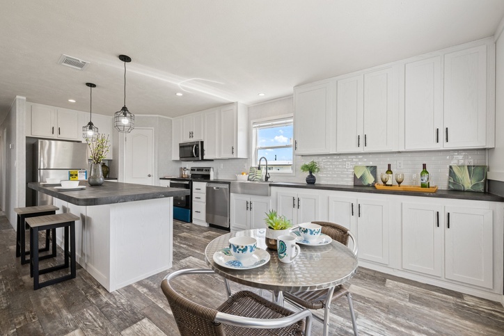 3 bedroom, 2 bathroom, 1488 sqft home. Built by Cavco - Seguin in Seguin, TX.