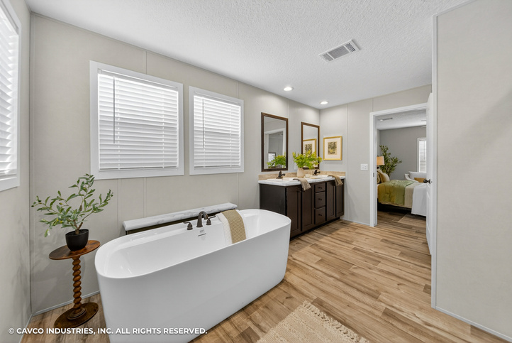 Vantage 32563N | 3 bedroom, 2 bathroom, 1680 sqft home | Built by Cavco - Douglas in Douglas, GA.
