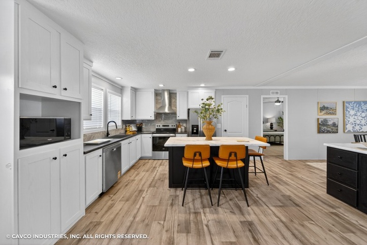 Vantage 32563N | 3 bedroom, 2 bathroom, 1680 sqft home | Built by Cavco - Douglas in Douglas, GA.