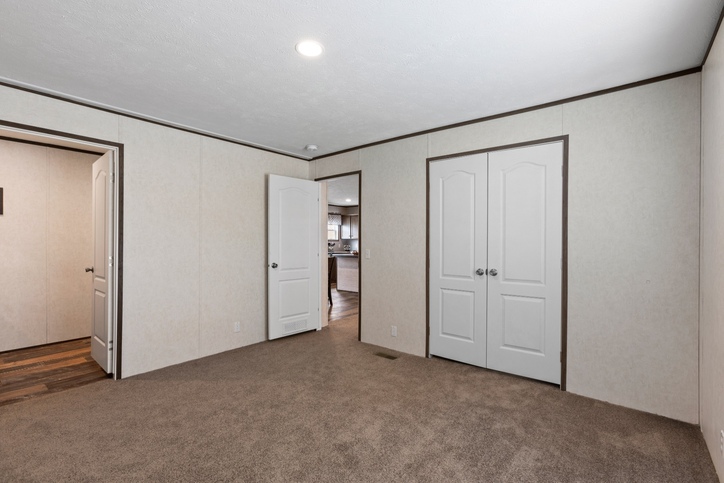 Express 28443W | 3 bedroom, 2 bathroom, 1173 sqft home | Built by Cavco - Lafayette in Lafayette, TN.