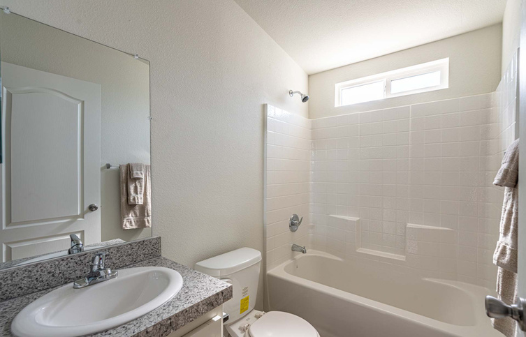 Canyon Lake 24443D | 3 bedroom, 2 bathroom, 1026 sqft home | Built by Cavco - Riverside in Riverside, CA.