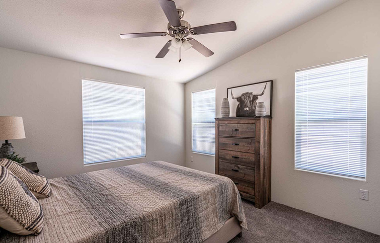 Canyon Lake 24443D | 3 bedroom, 2 bathroom, 1026 sqft home | Built by Cavco - Riverside in Riverside, CA.