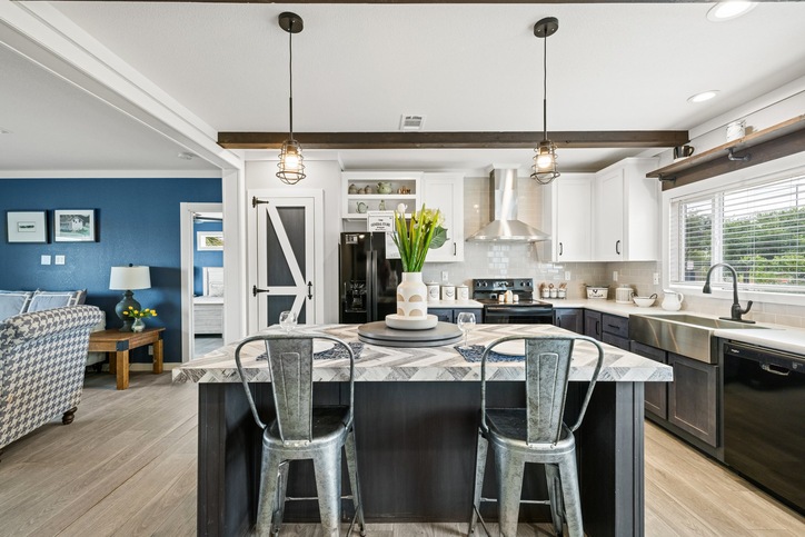 The Horizon | 4 bedroom, 2 bathroom, 2040 sqft home. Built by Cavco - Fort Worth in Fort Worth, TX.