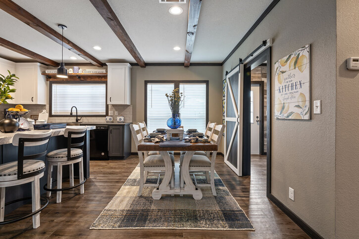 The Horizon 56 2 15 KH30563Z Manufactured Home From Palm Harbor Homes 