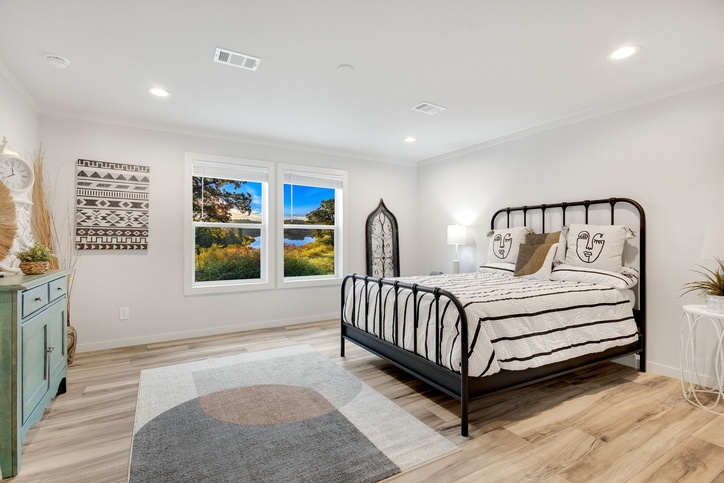 Hope R76E Diamond Series Manufactured Home Oklahoma City, OK
Primary Bedroom