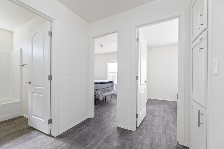 Edge 24483A | 3 bedroom, 2 bathroom, 1120 sqft home | Built by Cavco - Goodyear in Goodyear, AZ.