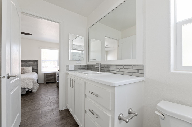 Edge 24483A | 3 bedroom, 2 bathroom, 1120 sqft home | Built by Cavco - Goodyear in Goodyear, AZ.