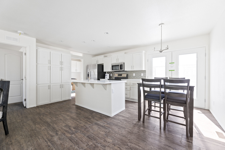 Edge 24483A | 3 bedroom, 2 bathroom, 1120 sqft home | Built by Cavco - Goodyear in Goodyear, AZ.