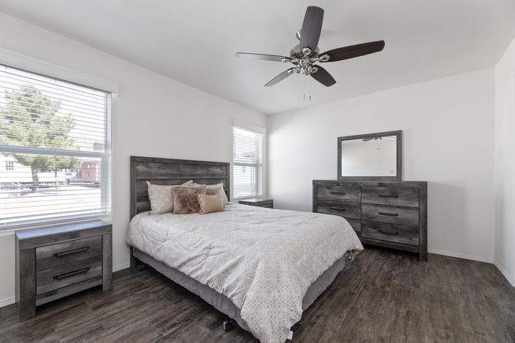Edge 24483A | 3 bedroom, 2 bathroom, 1120 sqft home | Built by Cavco - Goodyear in Goodyear, AZ.