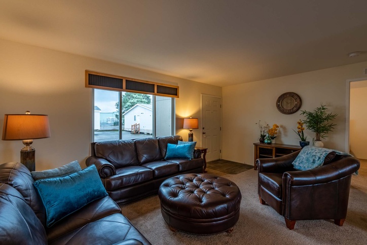 Sandpointe 28403A | 3 bedroom, 2 bathroom, 1066 sqft home | Built by Cavco - Woodburn in Woodburn, OR.