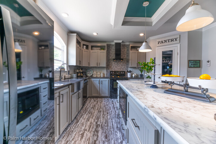 Vintage Farmhouse | 3 Bedroom, 2 Bathroom, 1984 sqft home | Built by Cavco - Austin in Austin, TX.