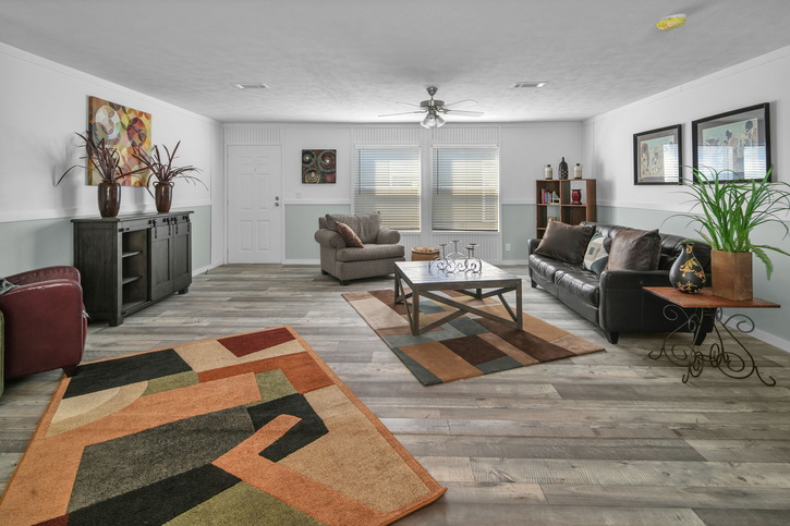 Valu Premier 32643G | 3 bedroom, 2 bathroom, 1962 sqft home | Built by Cavco - Seguin in Seguin, TX.