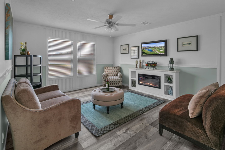 Valu Premier 32643G | 3 bedroom, 2 bathroom, 1962 sqft home | Built by Cavco - Seguin in Seguin, TX.