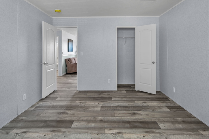Valu Premier 32643G | 3 bedroom, 2 bathroom, 1962 sqft home | Built by Cavco - Seguin in Seguin, TX.