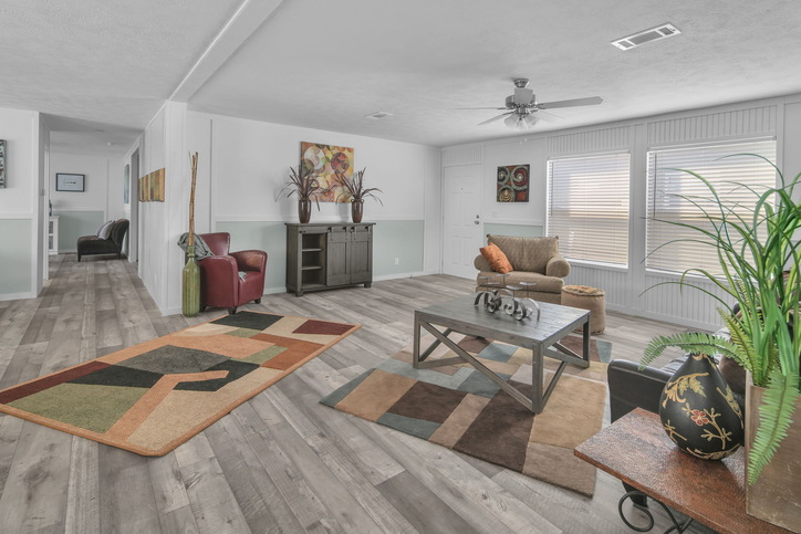 Valu Premier 32643G | 3 bedroom, 2 bathroom, 1962 sqft home | Built by Cavco - Seguin in Seguin, TX.
