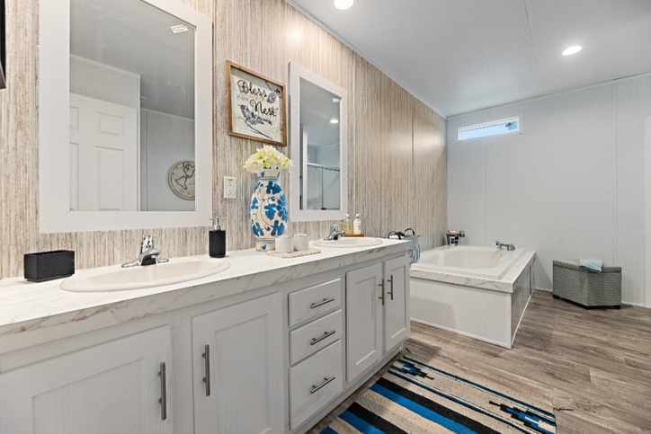 Pinnacle 32523P | 3 bedroom, 2 bathroom, 1560 sqft home | Built by Cavco - Waco in Waco, TX.