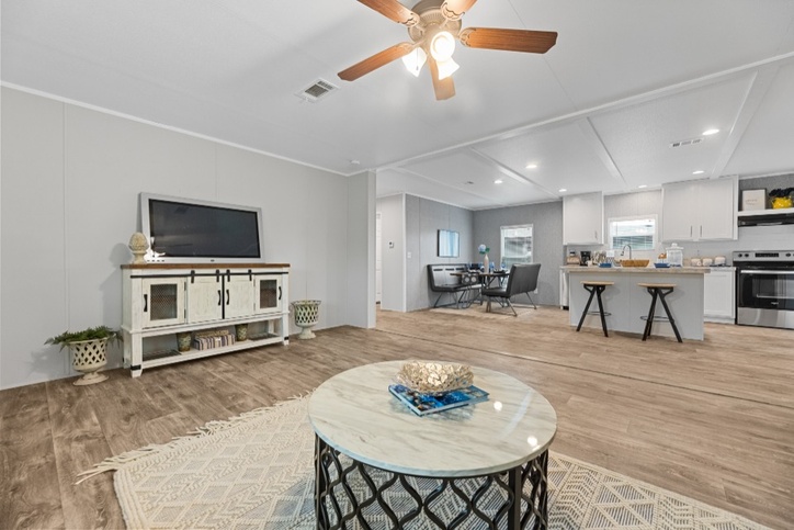 Pinnacle 32523P | 3 bedroom, 2 bathroom, 1560 sqft home | Built by Cavco - Waco in Waco, TX.