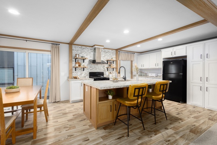 Beacon Prestige 28483C | 3 bedroom, 2 bathroom, 1280 sqft home. Built by Cavco - Shippenville in Shippenville, PA.