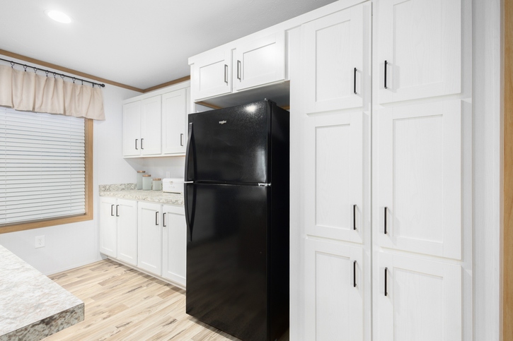 Beacon Prestige 28483C | 3 bedroom, 2 bathroom, 1280 sqft home. Built by Cavco - Shippenville in Shippenville, PA.