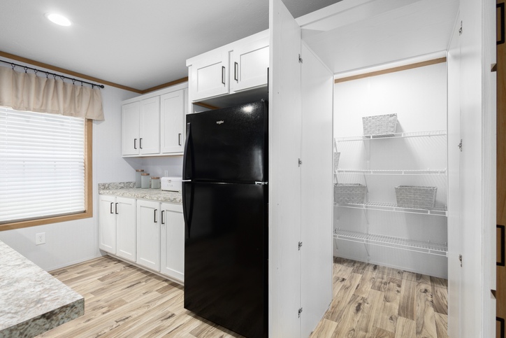 Beacon Prestige 28483C | 3 bedroom, 2 bathroom, 1280 sqft home. Built by Cavco - Shippenville in Shippenville, PA.
