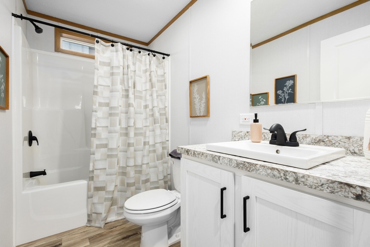 Beacon Prestige 28483C | 3 bedroom, 2 bathroom, 1280 sqft home. Built by Cavco - Shippenville in Shippenville, PA.