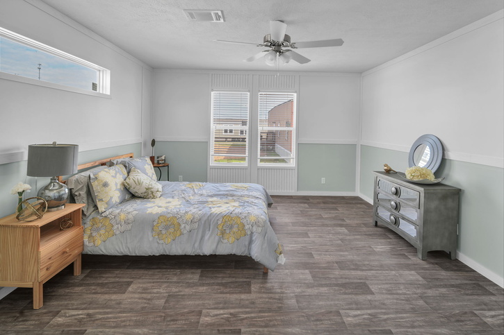 Valu Maxx Premier 32643E | 3 bedroom, 2 bathroom, 1962 sqft home | Built by Cavco - Seguin in Seguin, TX.