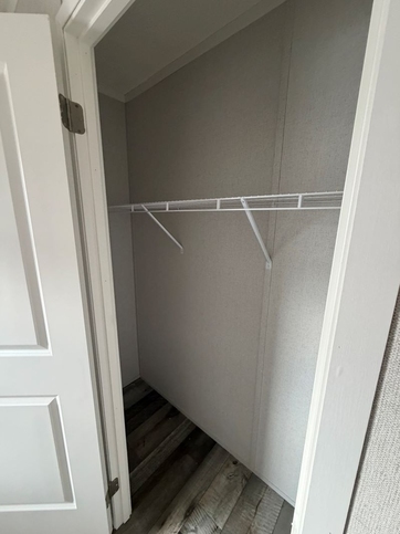 Guest bedroom closet 