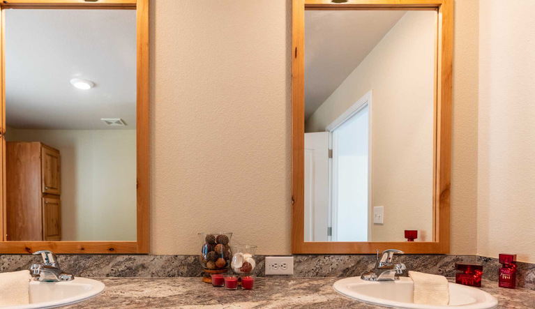 Broadmore 28683B | 3 bedroom, 2 bathroom, 1812 sqft home | Built by Cavco - Nampa in Nampa, ID.
