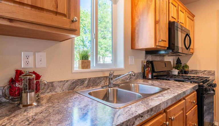 Broadmore 28683B | 3 bedroom, 2 bathroom, 1812 sqft home | Built by Cavco - Nampa in Nampa, ID.